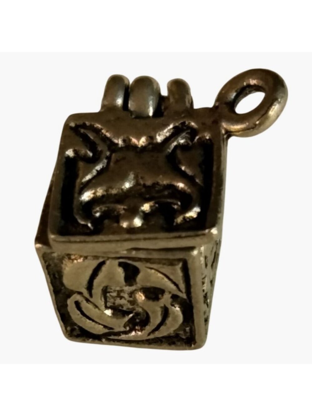 Prayer Box Charm Praying Hands Design Silver Metal - Picture 9 of 14